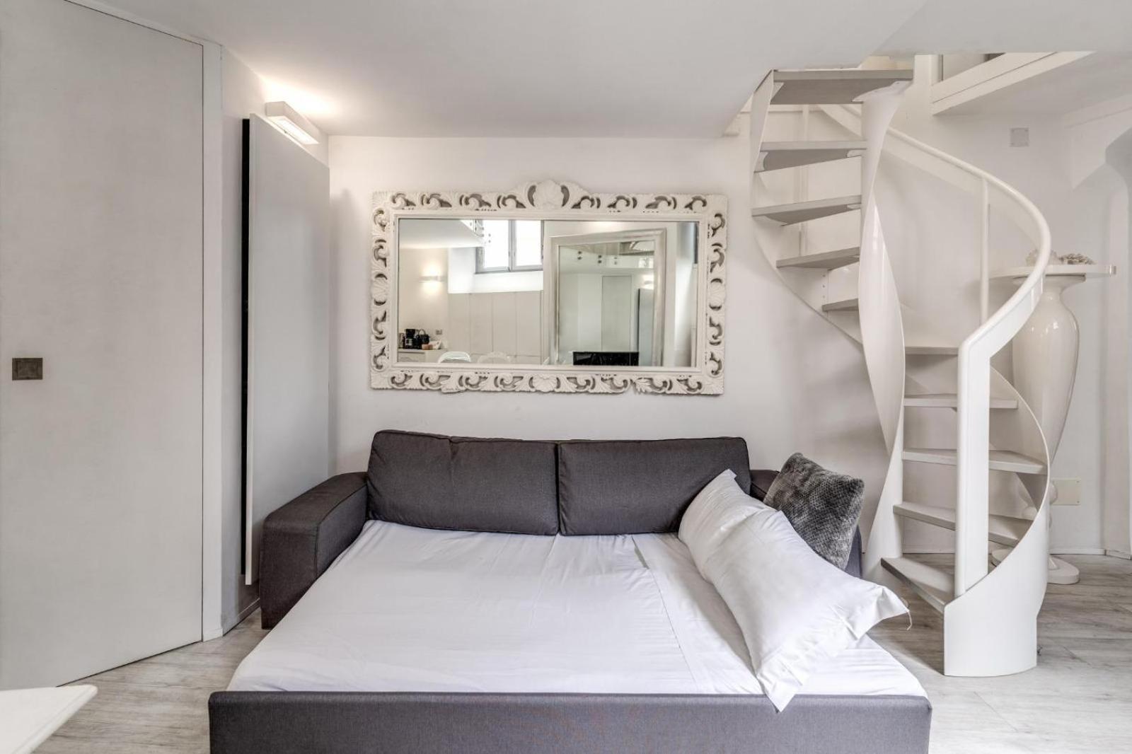 Elegant Flat In The Historic Near Colosseum! Appartamento *