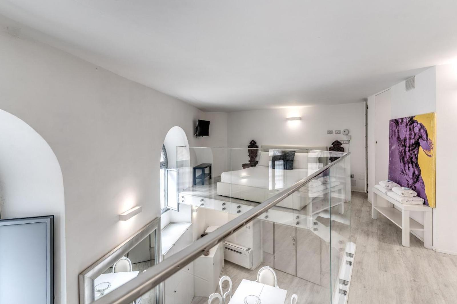 Elegant Flat In The Historic Near Colosseum! Roma